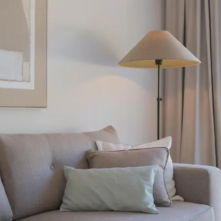 Acogedor Con Jardin En 1 아파트 *