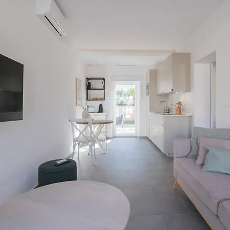Acogedor Con Jardin En 1 데니아